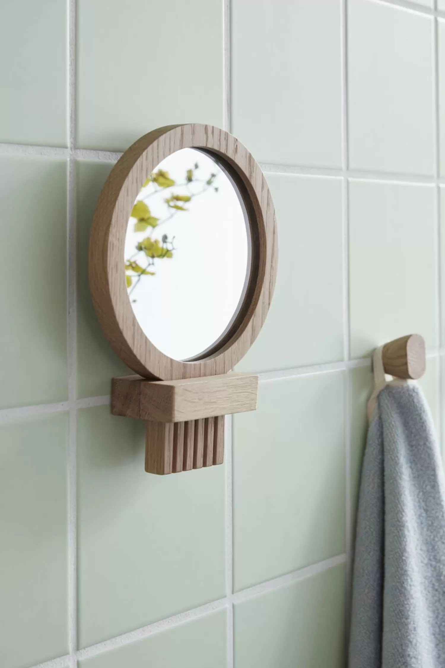 Hübsch Hooks & Coat Racks^Acorn Hook Natural