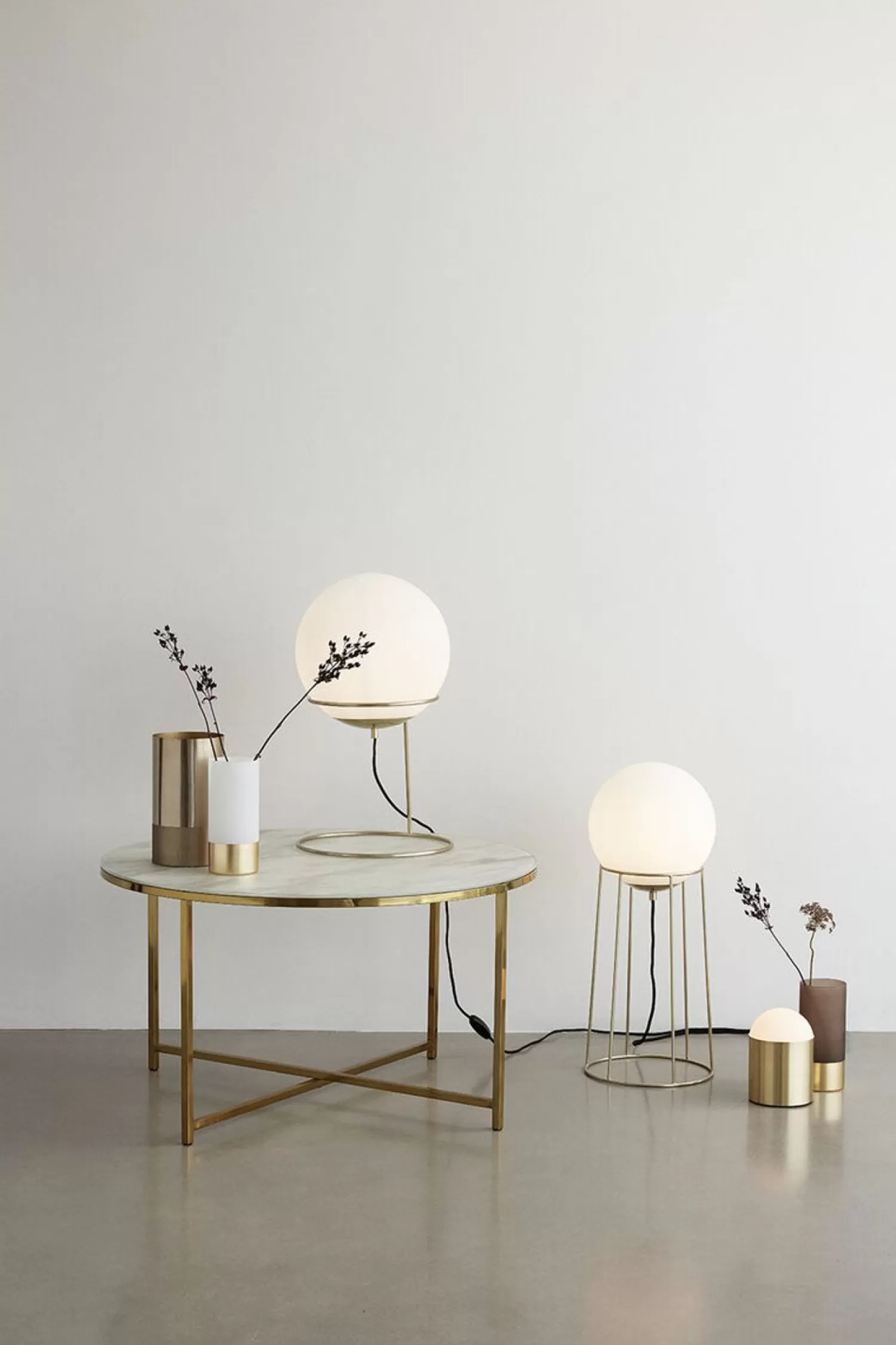 Hübsch Floor Lamps^Balance Lamp Small Brass Brass, White