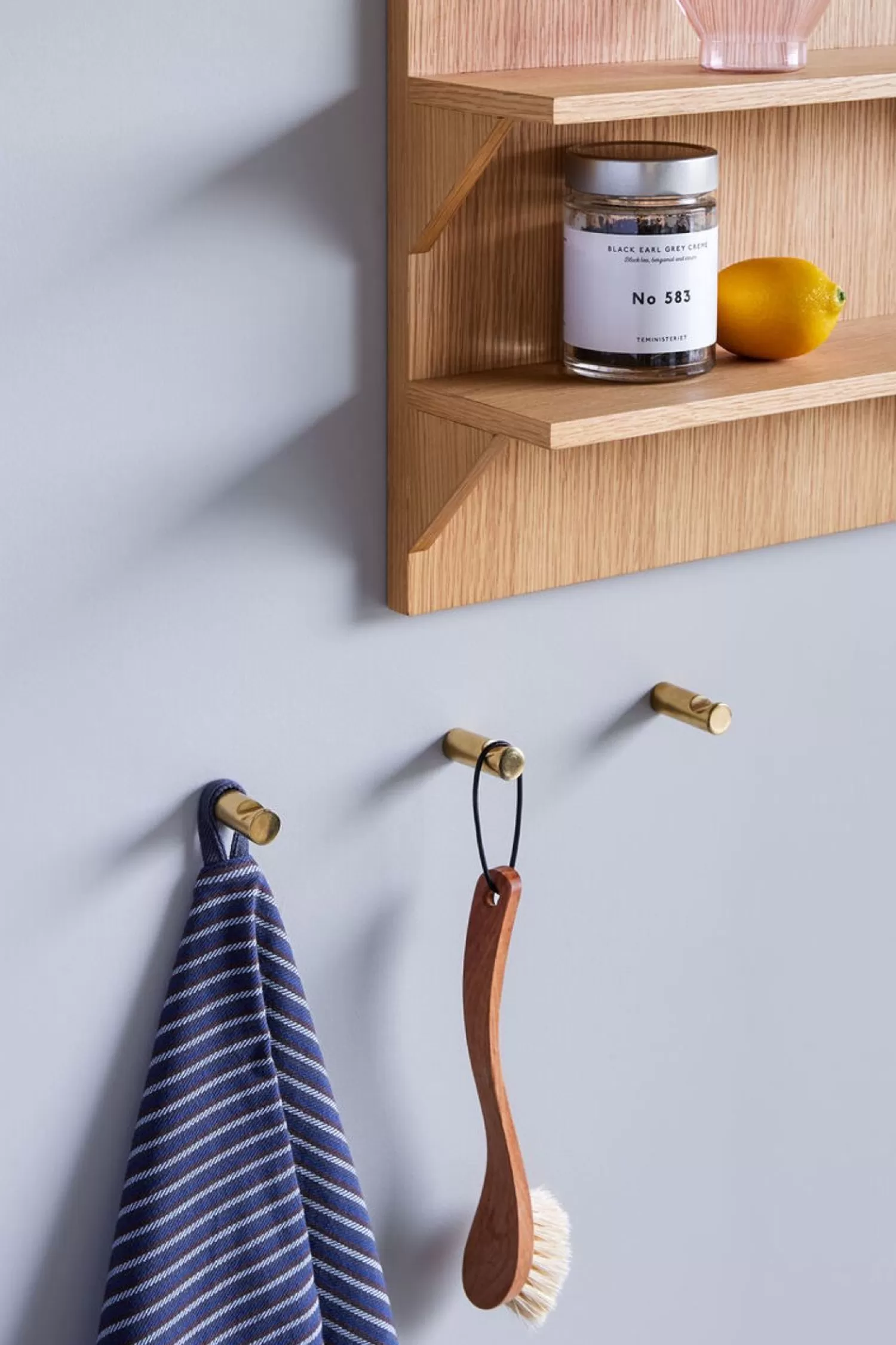 Hübsch Hooks & Coat Racks^Dot Hook Brass