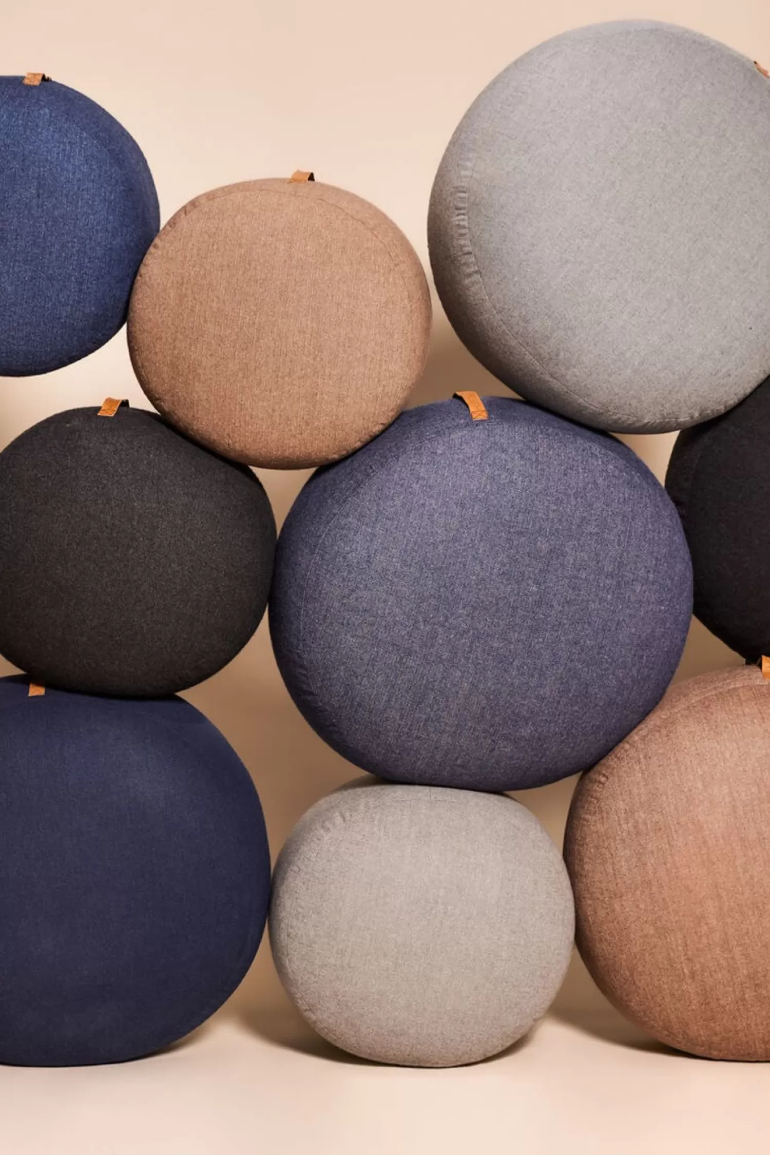 Hübsch Seating^Mochi Pouffe O50 Grey