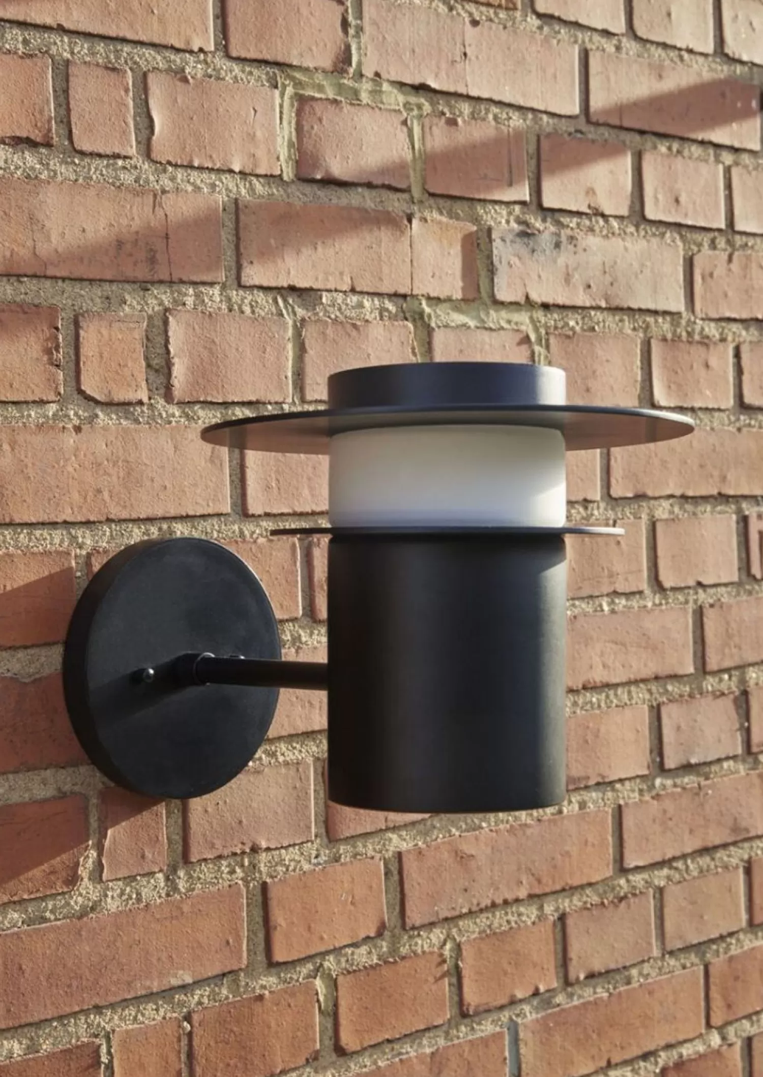 Hübsch Outdoor Lights^Suburb Outdoor Light Black