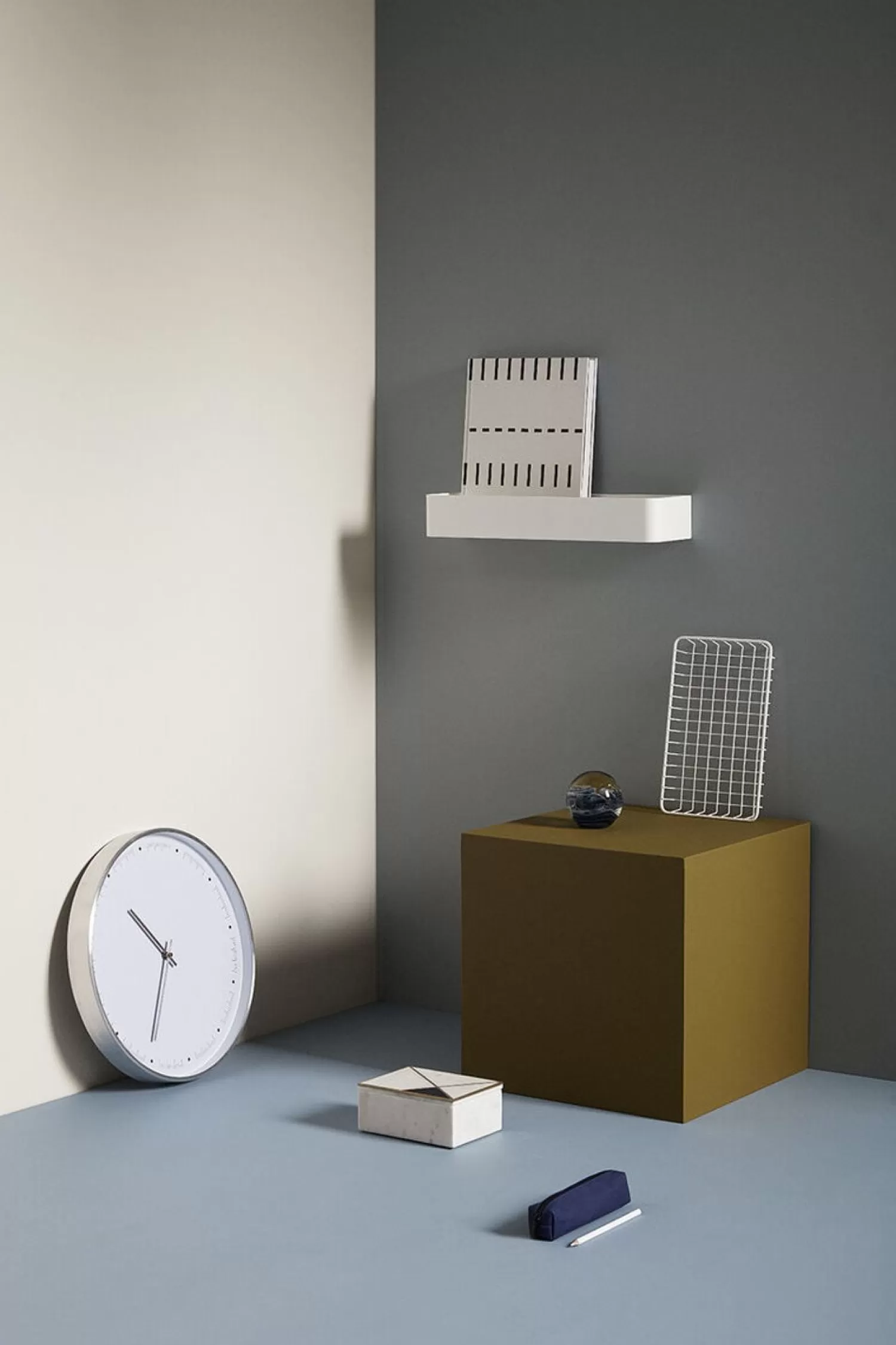 Hübsch Wall Decoration^Time Clock White